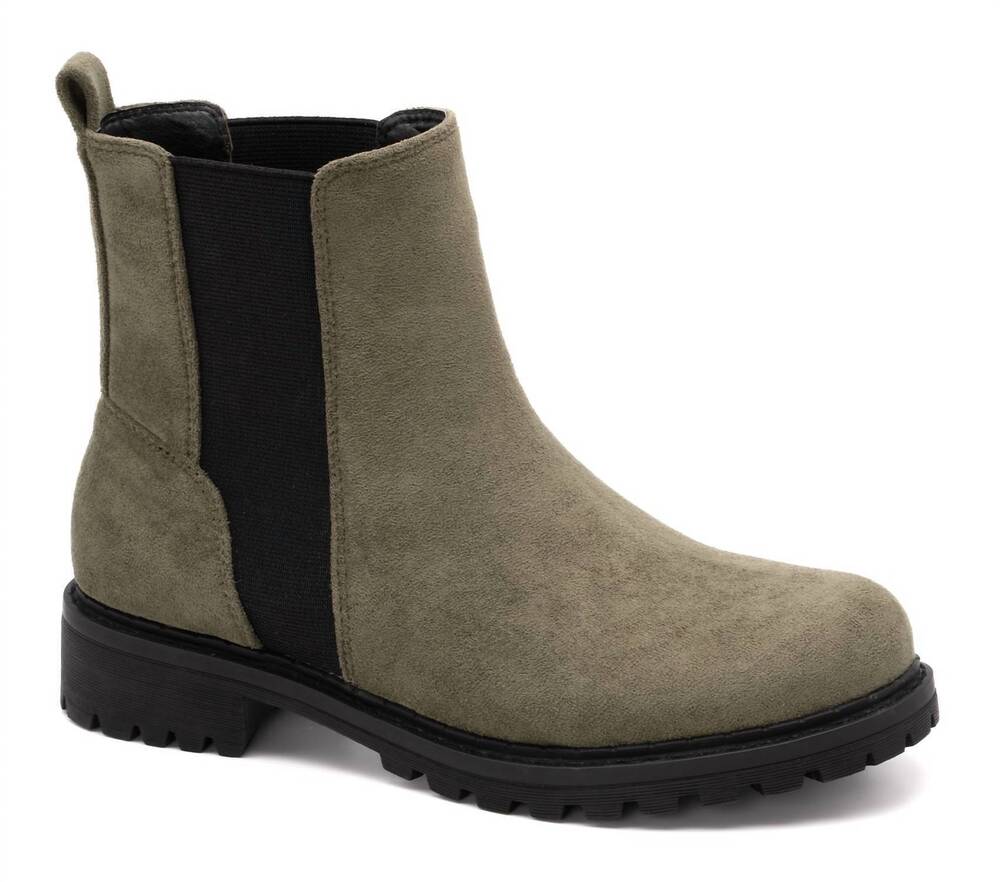 NEW CORKYS FOOTWEAR women's suede howl bootie in green